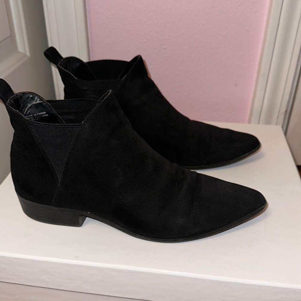 Boots size 7.5